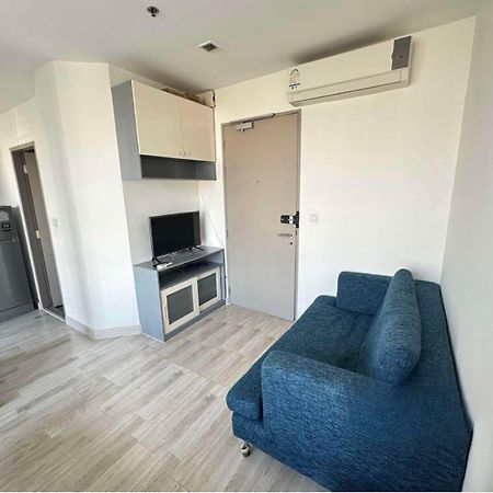 Ideo Mobi Condo Bangkok Exteriör bild